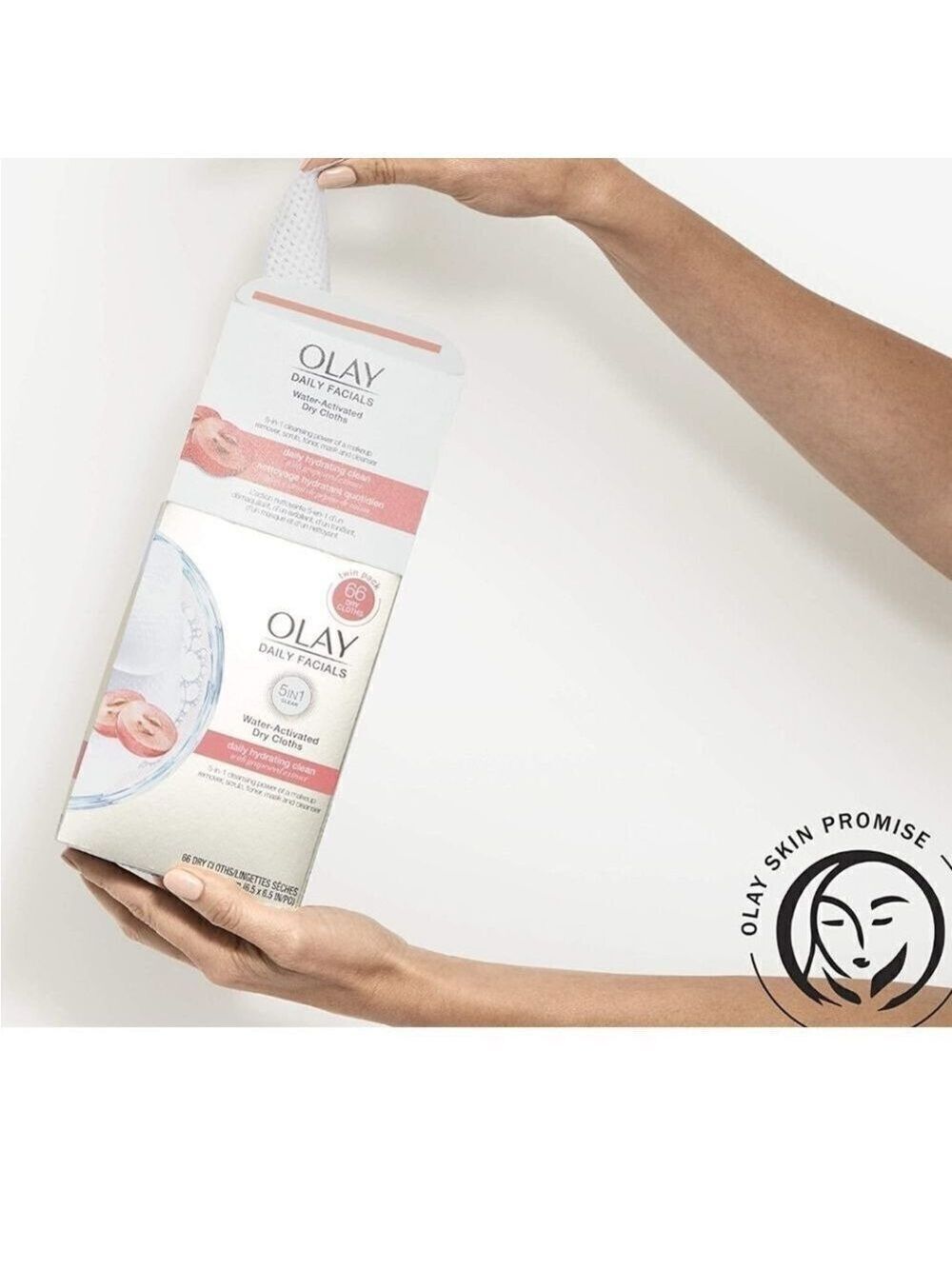 OLAY DAILY FACIALS WATER ACTIVATED DRY CLOTHES